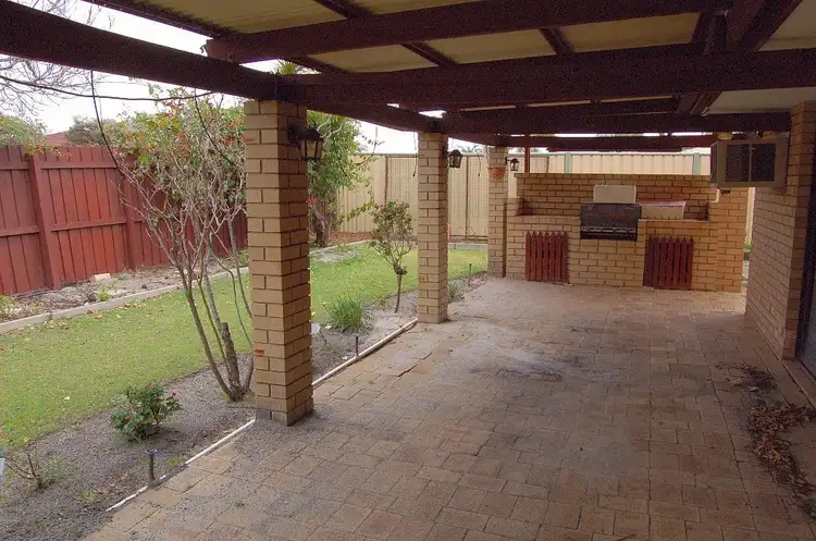 Seventh view of Homely house listing, 17 Amber Way, Thornlie WA 6108