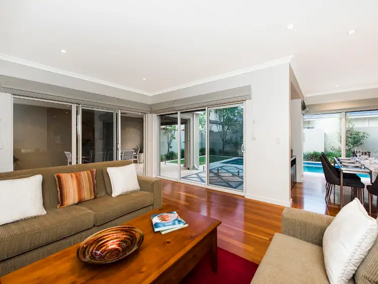 Fifth view of Homely house listing, 48 Rossmoyne Drive, Rossmoyne WA 6148