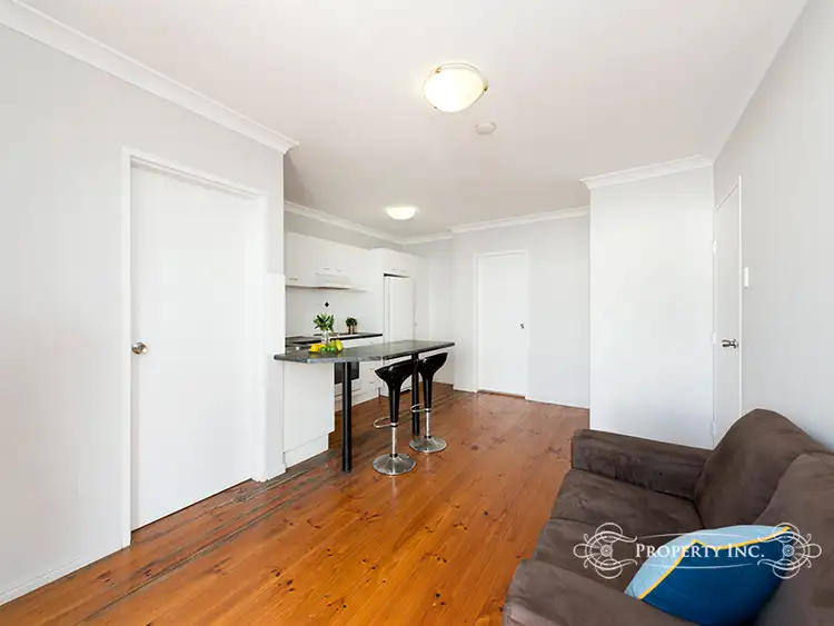 Fifth view of Homely unit listing, 6/13 Elfin Street, East Brisbane QLD 4169