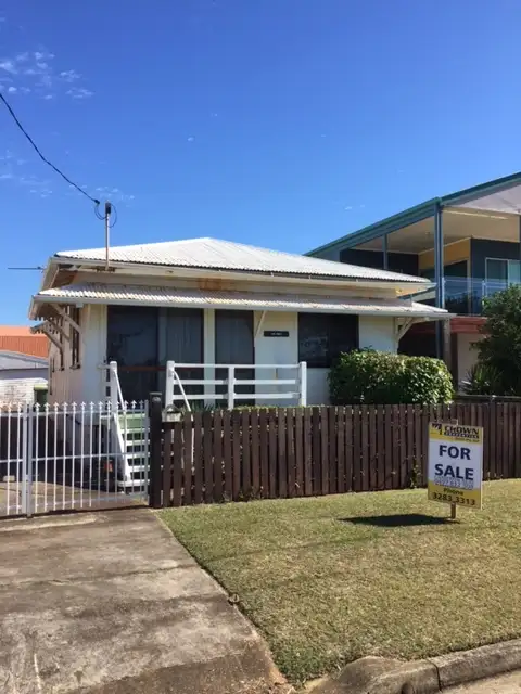 149 Flinders Parade, Scarborough QLD 4020