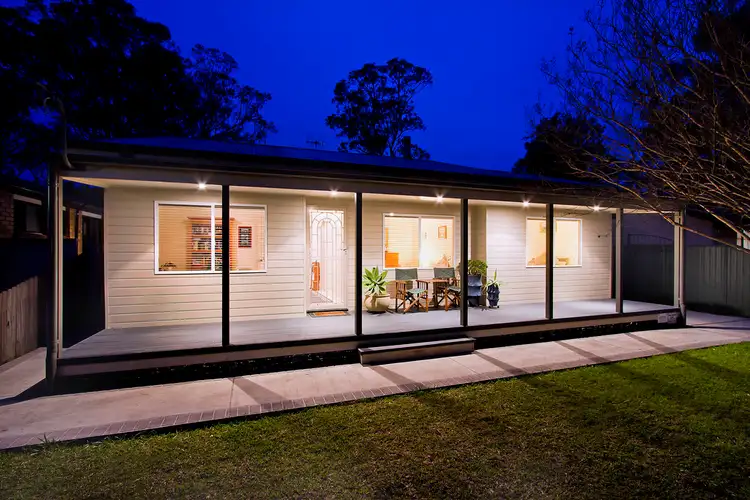 18 Charmhaven Avenue, Charmhaven NSW 2263