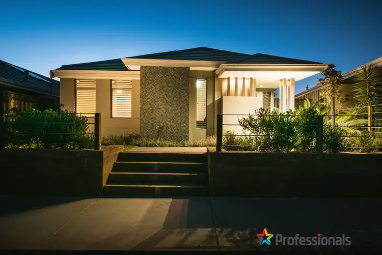 5 Pallarup Crescent, Ellenbrook WA 6069