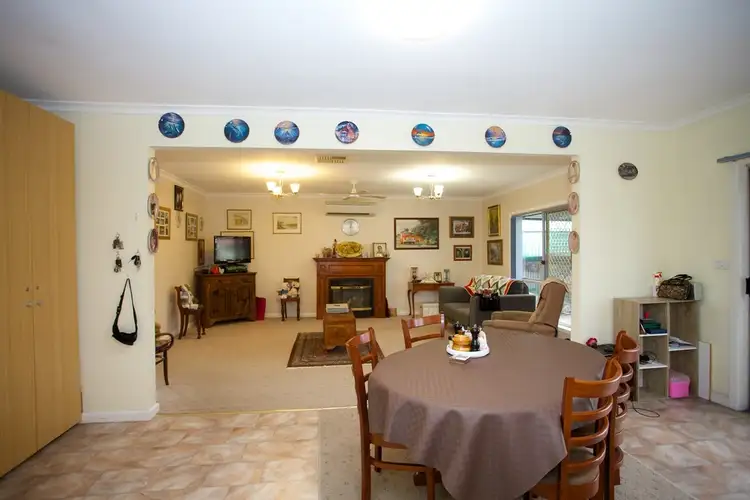 Fifth view of Homely house listing, 25 Iris Street, Horsham VIC 3400