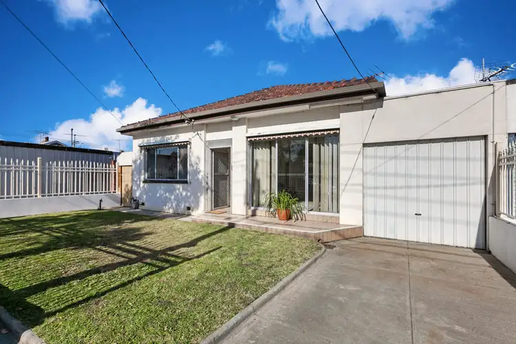 1 Cameron Street, Reservoir VIC 3073