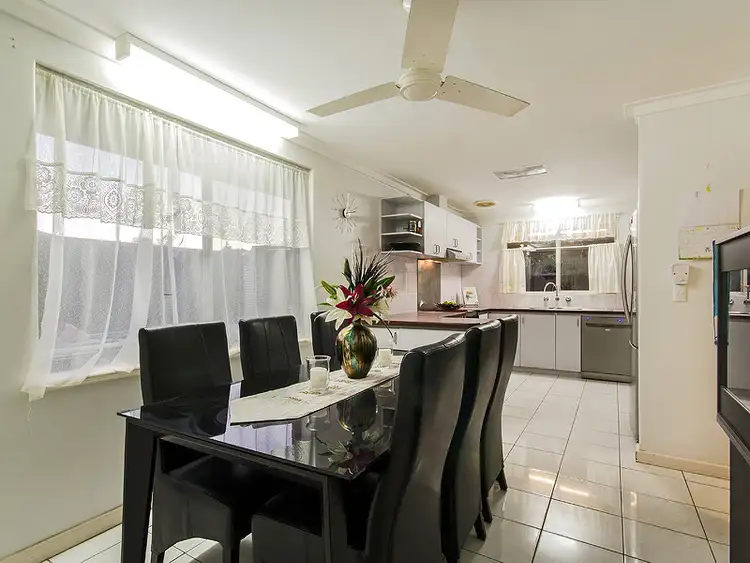 Sixth view of Homely house listing, 25 Barron Way, Orelia WA 6167