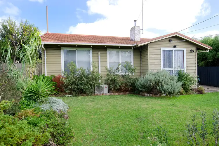 17 Curlew Crescent, Norlane VIC 3214