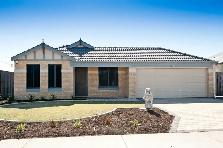 9 Jervis Drive, Ellenbrook WA 6069