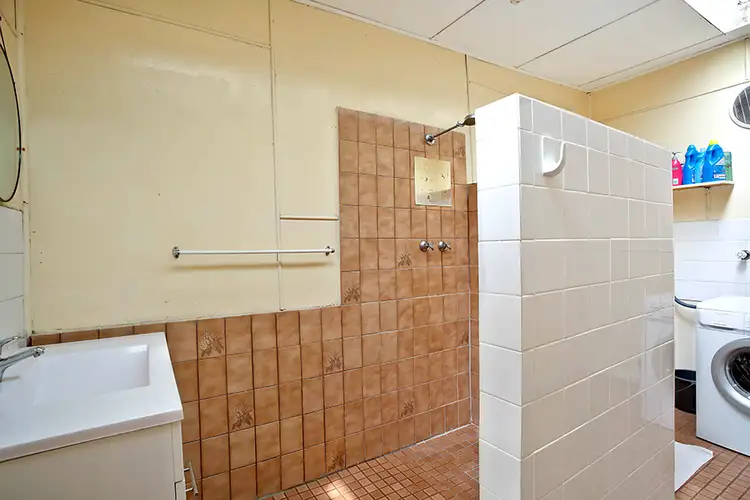 Sixth view of Homely house listing, 25 Inch Street, Lithgow NSW 2790