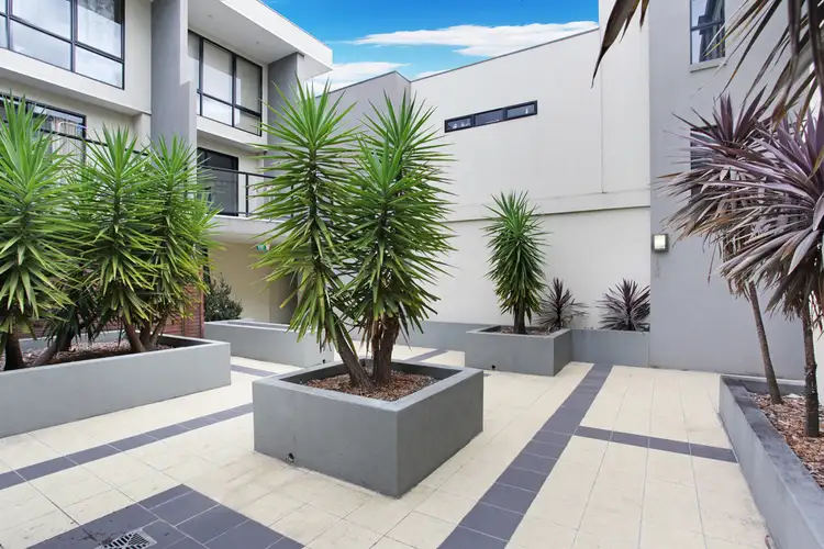 Sixth view of Homely apartment listing, 5/1324-1328 Centre Road, Clayton South VIC 3169