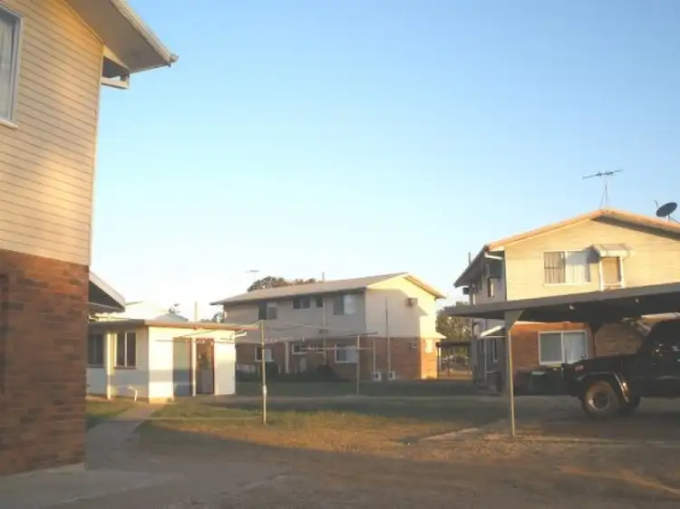 Third view of Homely block of units listing, 17-19 Acacia Street, Blackwater QLD 4717