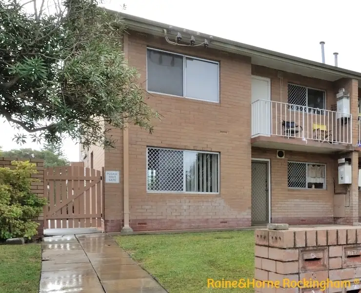 1/10 Harrison Street, Rockingham WA 6168
