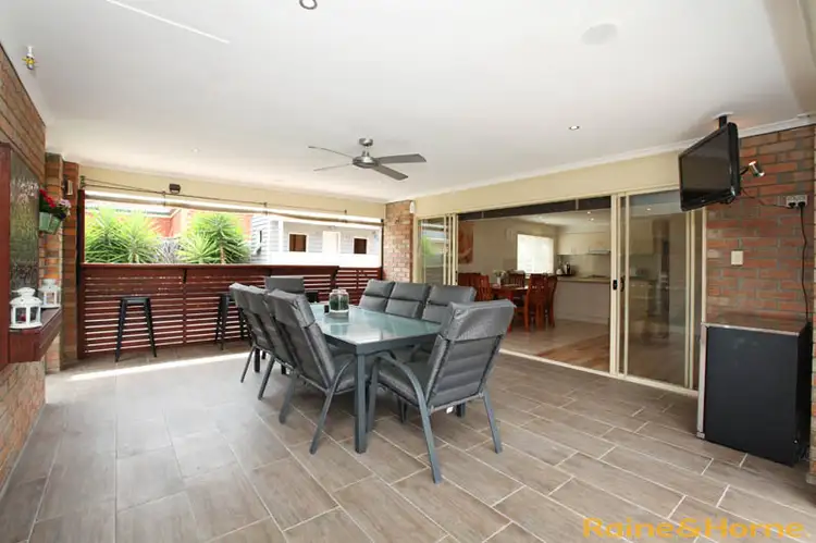Main view of Homely house listing, 19 Ozzimo Drive, Hillside VIC 3037
