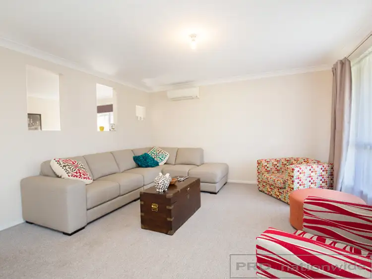 Second view of Homely house listing, 5 Kelly Circle, Rutherford NSW 2320