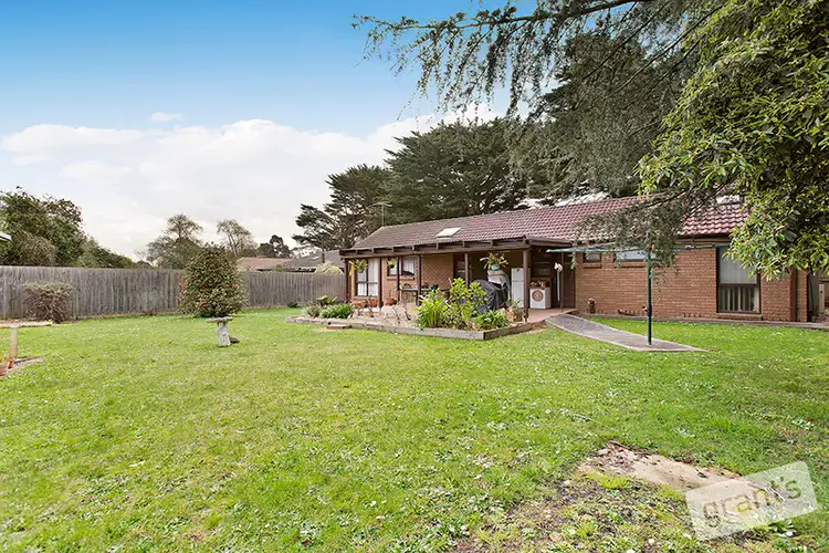 Third view of Homely house listing, 8 Selkirk Court, Berwick VIC 3806