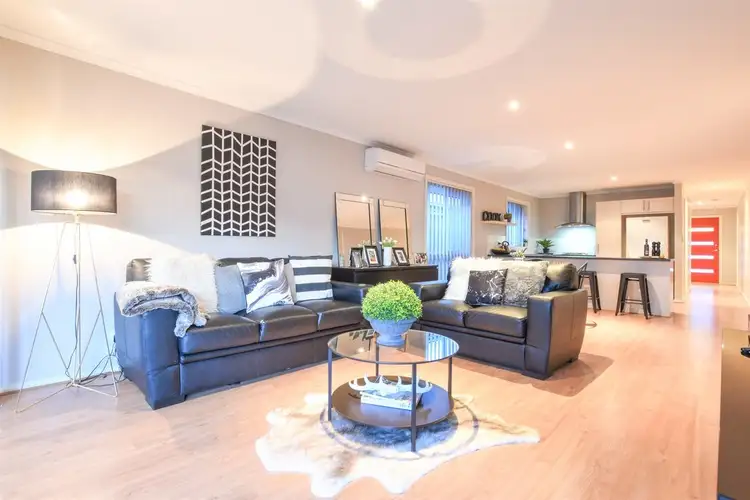 15 Orleans Avenue, Seaford Meadows SA 5169