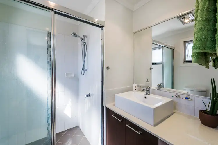 Sixth view of Homely townhouse listing, 2/27 Birdwood Road, Holland Park West QLD 4121