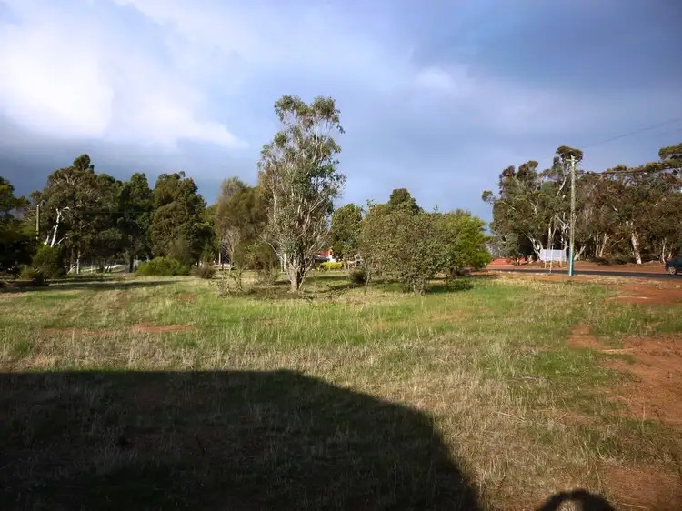 86-88 Pensioner Road, Kojonup WA 6395