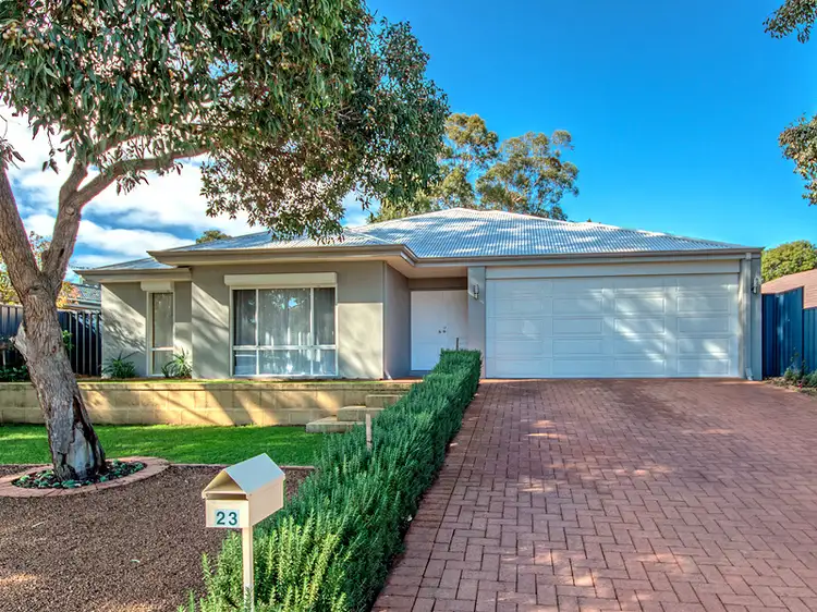 23 Edward Crescent, Byford WA 6122