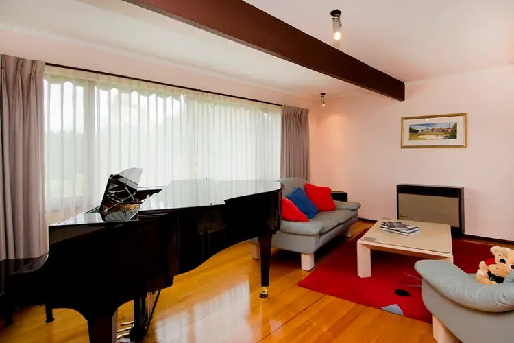 Fifth view of Homely house listing, 17 Crestmoor Drive, Highton VIC 3216