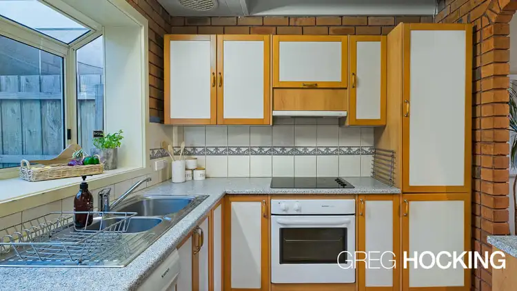Fifth view of Homely townhouse listing, 7 Tudor Court, Edithvale VIC 3196