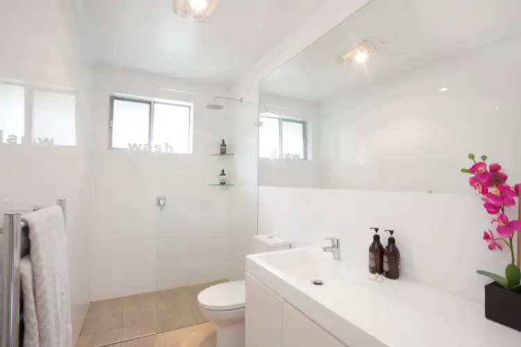 Third view of Homely unit listing, 9/83 Pacific Parade, Dee Why NSW 2099