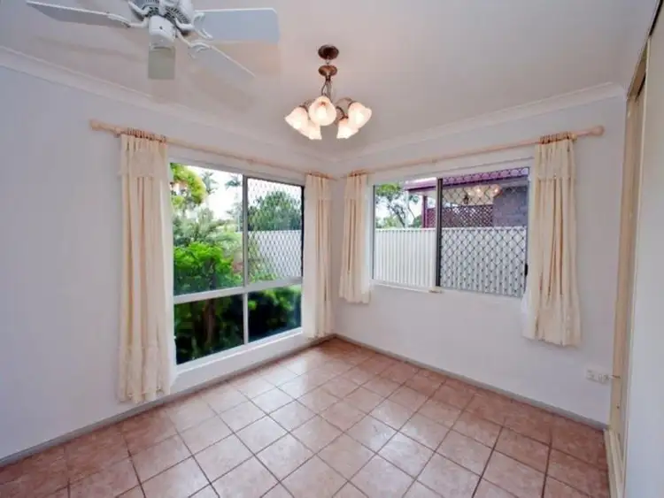 Fourth view of Homely house listing, 39 Sunset Dr, Thabeban QLD 4670