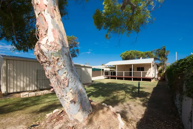 8 William Street, Geraldton WA 6530