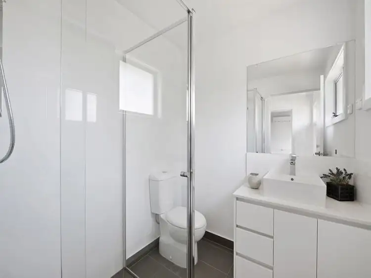 Sixth view of Homely townhouse listing, 4/11 Rhodes Parade, Pascoe Vale VIC 3044