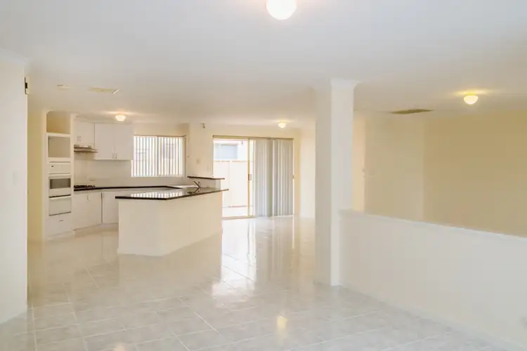 Seventh view of Homely house listing, 2 Oberon Close, Dianella WA 6059