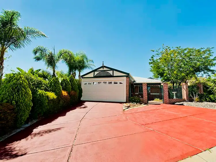 Main view of Homely house listing, 4 Ridgehaven Court, Canning Vale WA 6155