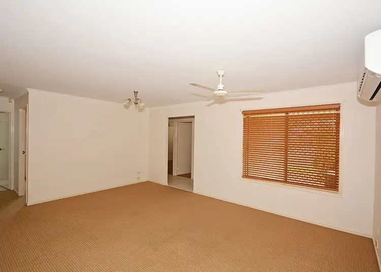 Fifth view of Homely house listing, 33 Anchorage Cct, Point Vernon QLD 4655