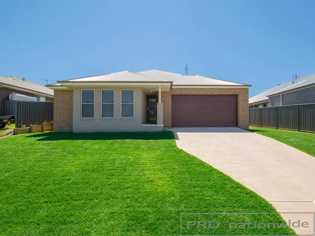 Main view of Homely house listing, 75 Radiant Avenue, Bolwarra Heights NSW 2320