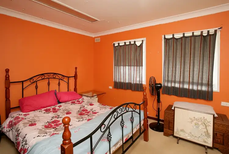 Sixth view of Homely house listing, 14 Higgins Avenue, Wagga Wagga NSW 2650