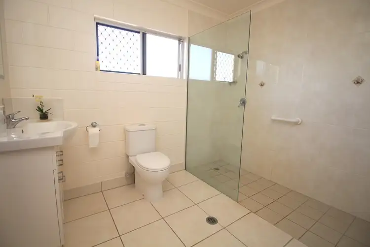 Seventh view of Homely house listing, 9 Chantilly Court, Rasmussen QLD 4815