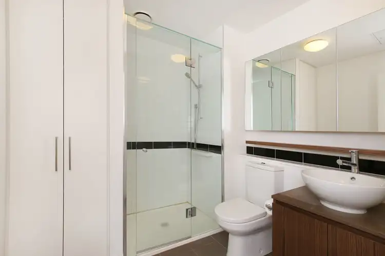 Fourth view of Homely apartment listing, 2808/350 William Street, Melbourne VIC 3000
