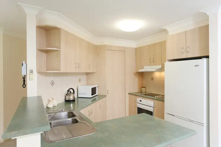 Sixth view of Homely townhouse listing, 2/18 Hill Street, Coffs Harbour NSW 2450