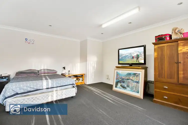 Sixth view of Homely house listing, 11 Somerset Court, Wattle Grove NSW 2173