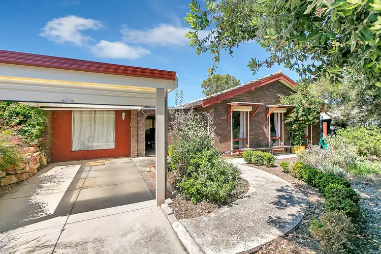 11 Halyard Crescent, Seaford SA 5169