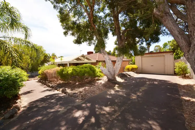 102 Parkway Road, Bibra Lake WA 6163