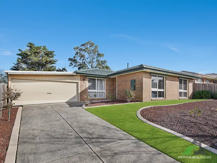 6 Dalvana Court, Hampton Park VIC 3976