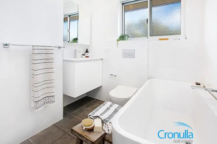 Fourth view of Homely apartment listing, 9/27-31 Burke Rd, Cronulla NSW 2230