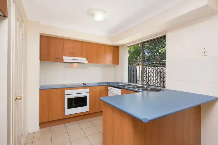 Third view of Homely townhouse listing, 19/20 Young Place, Runcorn QLD 4113