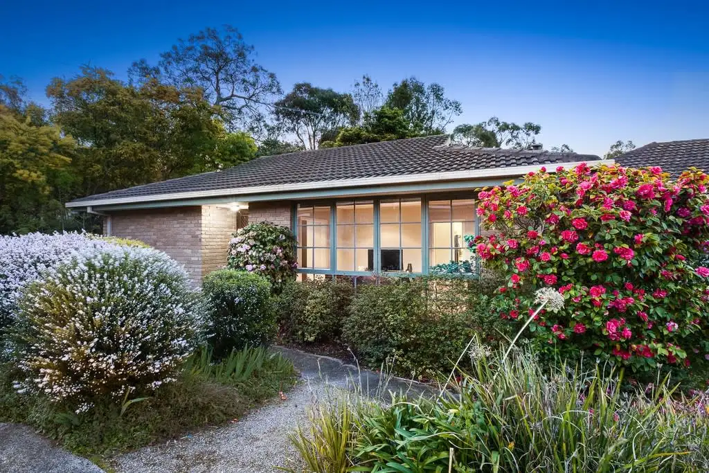 Main view of Homely unit listing, 1/102-108 Croydon Road, Croydon VIC 3136