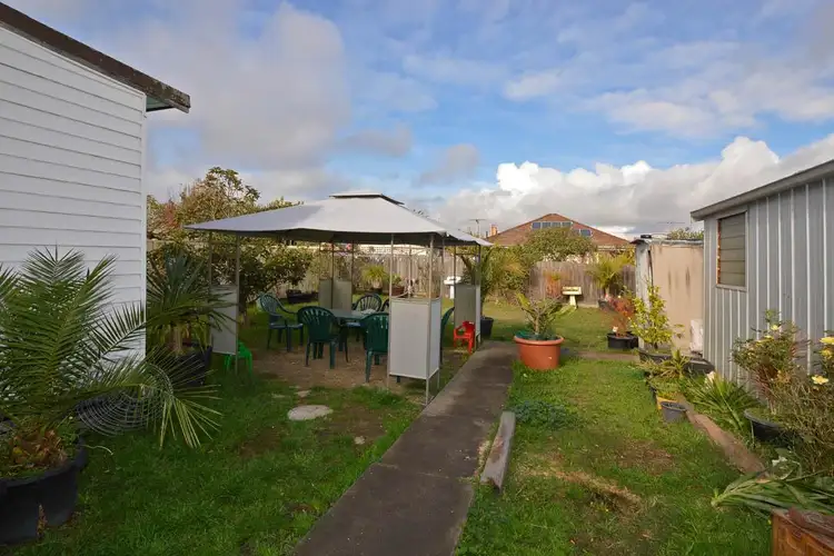 Fifth view of Homely house listing, 4 Perry St, St Albans VIC 3021