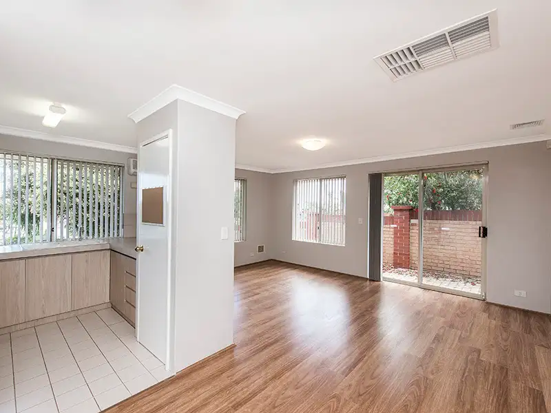 Main view of Homely house listing, 10/3 Reynolds Drive, Swan View WA 6056