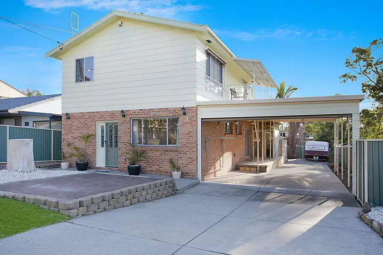 31 Dale Avenue, Chain Valley Bay NSW 2259