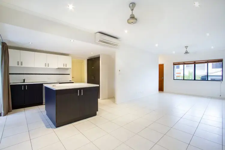 30/25 Abell Road, Cannonvale QLD 4802