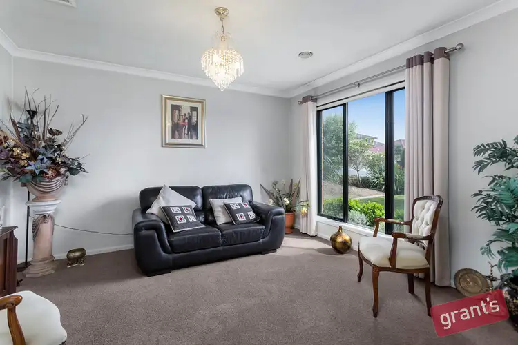 Fifth view of Homely house listing, 2 Mornmoot Court, Hallam VIC 3803