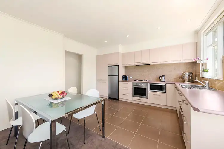 Second view of Homely apartment listing, 6/4-6 Auburn Grove, Hawthorn East VIC 3123