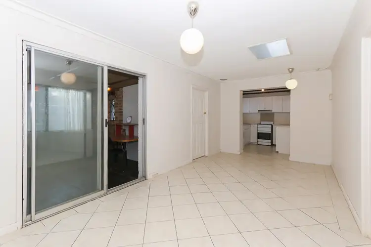 Seventh view of Homely house listing, 5 BANKSIA ROAD, Camillo WA 6111